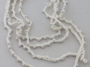 Gehaakte witte ketting