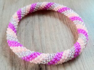 Gehaakte armband