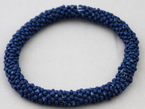 Blauwe armband met elastiek