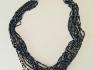 zwarte kraaltjes ketting