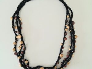 gehaakte zwarte ketting