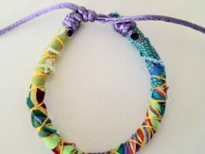 armbandje van textiel