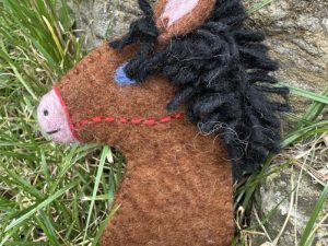 Vingerpopje van een paard